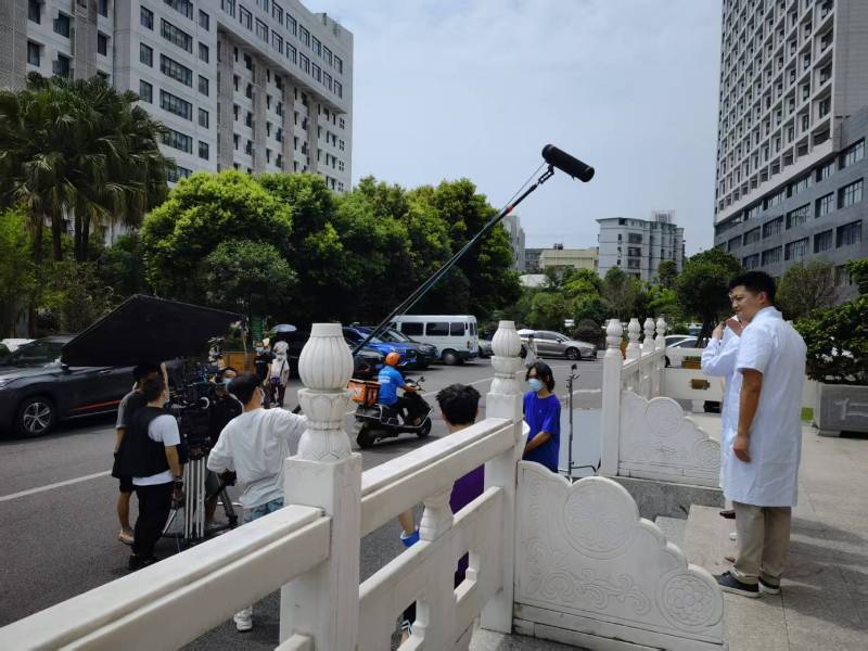 汇川区广告片拍摄公司低成本实现高规格制作的诀窍